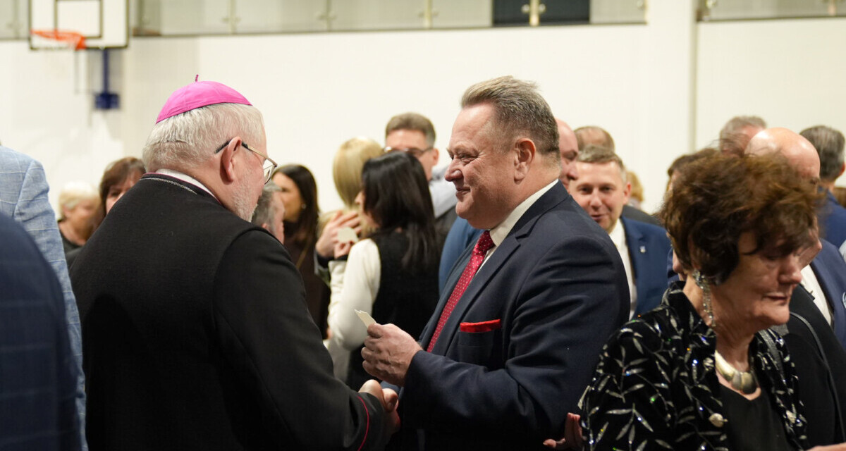 Relacja z samorządowego spotkania opłatkowego w Augustowie.