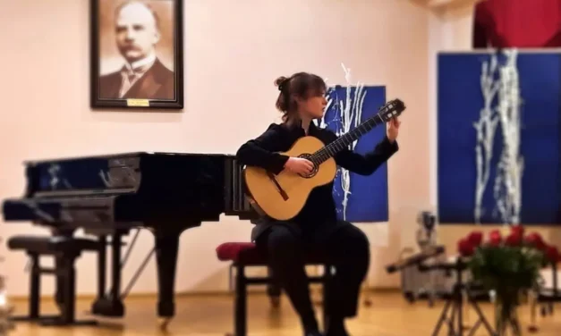 Augustów: Recital gitarowy Zuzanny Bonarskiej w augustowskiej PSM