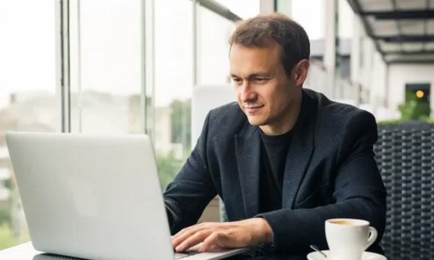 ZUS rozpoczął przekazywanie informacji o rozliczeniach składek za ubiegły rok