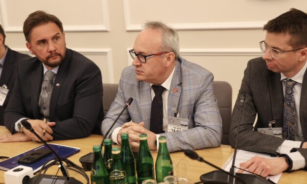 Burmistrz Augustowa w Sejmie. Chodzi o drogę do Białegostoku i ochronę jeziora Sajno