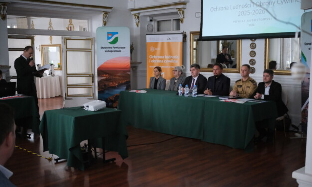 Samorządy i służby o bezpieczeństwie. Konferencja w Augustowie